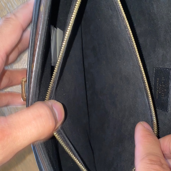 Louis Vuitton Victoire Mng Noir Handbag - Picture 8 of 9